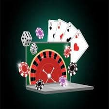 Antarmuka mobile play77bet yang mudah digunakan memperlihatkan layar permainan slot dan sportsbook